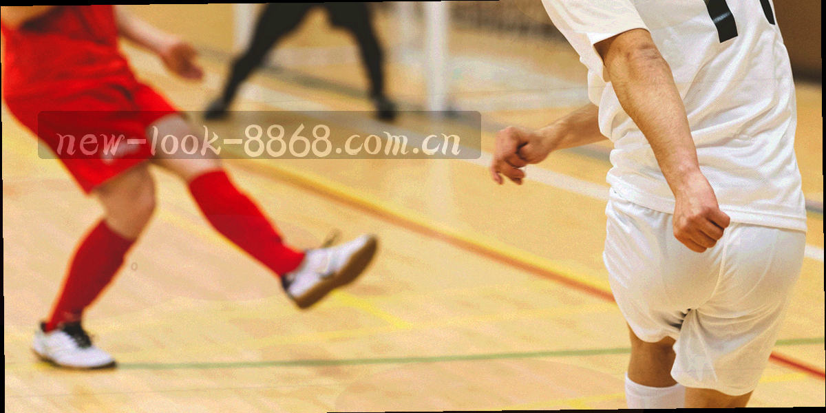 横向延伸的刻度与光带抽象图，冷色调